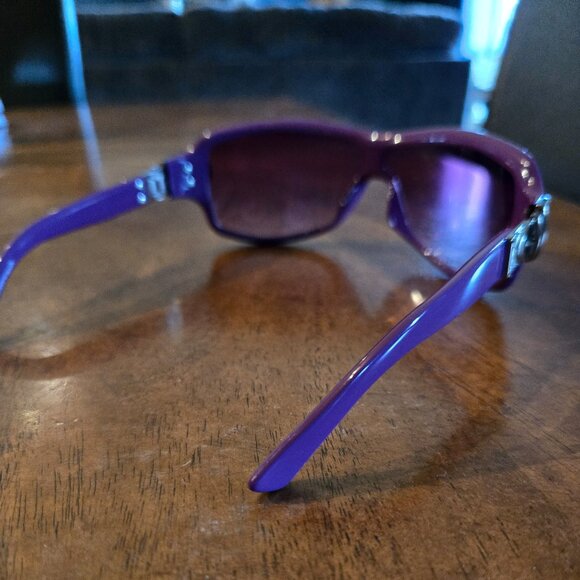 Gucci Sunglasses - Picture 5 of 7